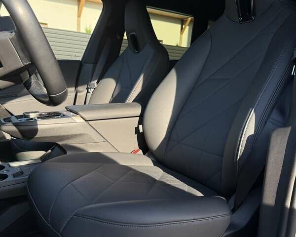Серый БМВ iX, объемом двигателя 0 л и пробегом 35 тыс. км за 47500 $, фото 51 на Automoto.ua