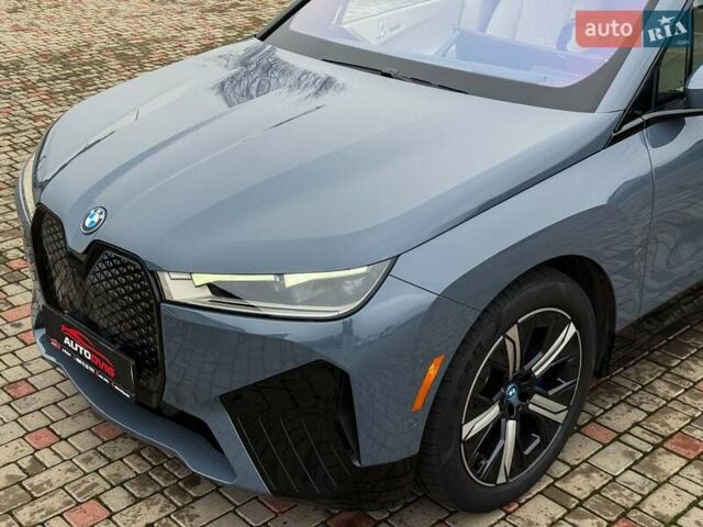 Сірий БМВ iX, об'ємом двигуна 0 л та пробігом 40 тис. км за 52999 $, фото 11 на Automoto.ua
