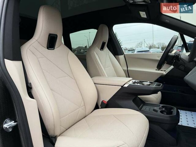 Сірий БМВ iX, об'ємом двигуна 0 л та пробігом 40 тис. км за 52999 $, фото 74 на Automoto.ua