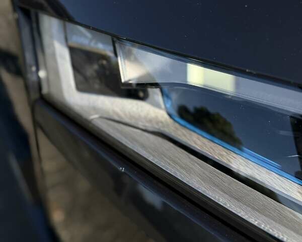 Серый БМВ iX, объемом двигателя 0 л и пробегом 35 тыс. км за 47500 $, фото 23 на Automoto.ua