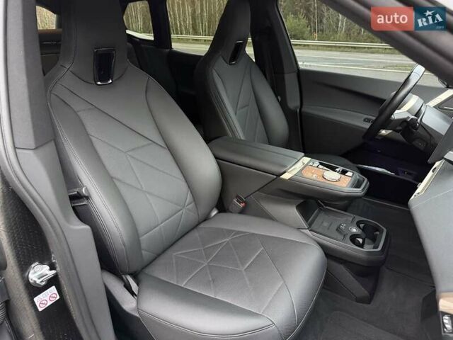 Сірий БМВ iX, об'ємом двигуна 0 л та пробігом 80 тис. км за 51500 $, фото 13 на Automoto.ua