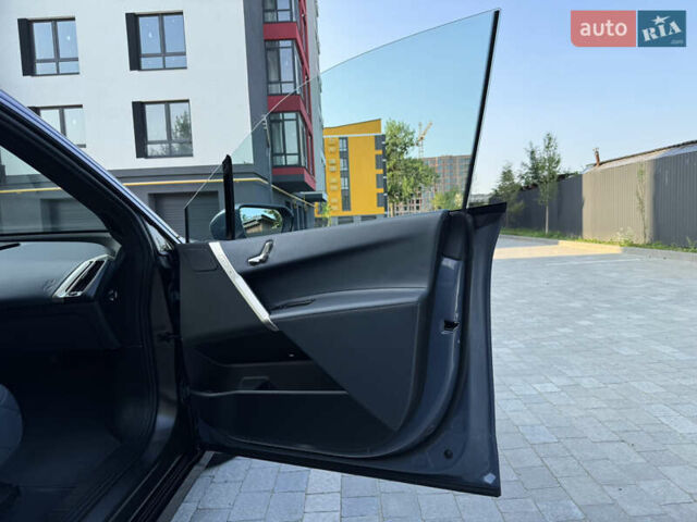 Серый БМВ iX, объемом двигателя 0 л и пробегом 47 тыс. км за 58500 $, фото 32 на Automoto.ua