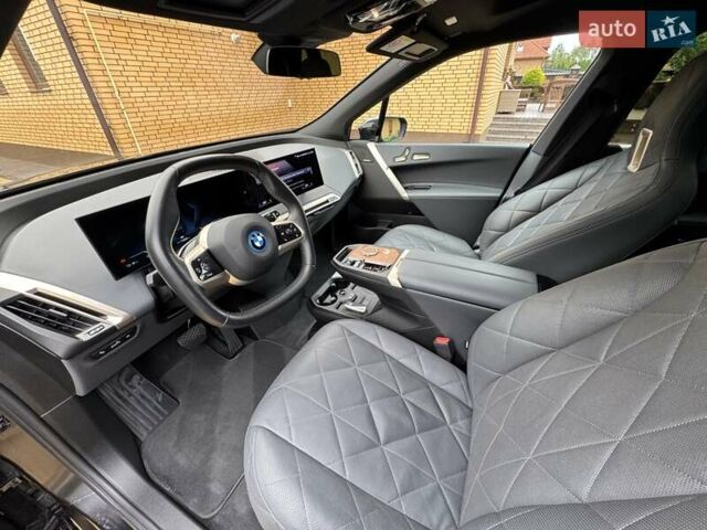 Сірий БМВ iX, об'ємом двигуна 0 л та пробігом 140 тис. км за 52500 $, фото 37 на Automoto.ua