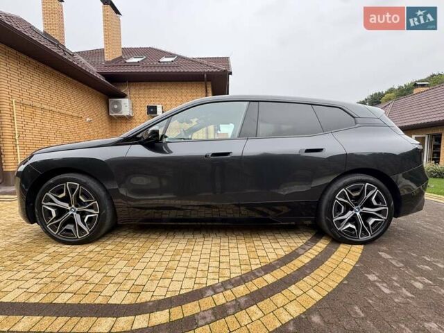 Сірий БМВ iX, об'ємом двигуна 0 л та пробігом 140 тис. км за 52500 $, фото 18 на Automoto.ua