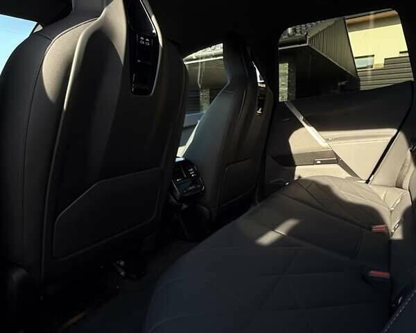 Серый БМВ iX, объемом двигателя 0 л и пробегом 35 тыс. км за 47500 $, фото 44 на Automoto.ua
