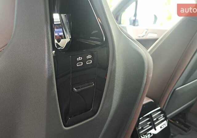 Серый БМВ iX, объемом двигателя 0 л и пробегом 49 тыс. км за 45500 $, фото 30 на Automoto.ua