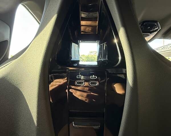 Серый БМВ iX, объемом двигателя 0 л и пробегом 35 тыс. км за 47500 $, фото 42 на Automoto.ua