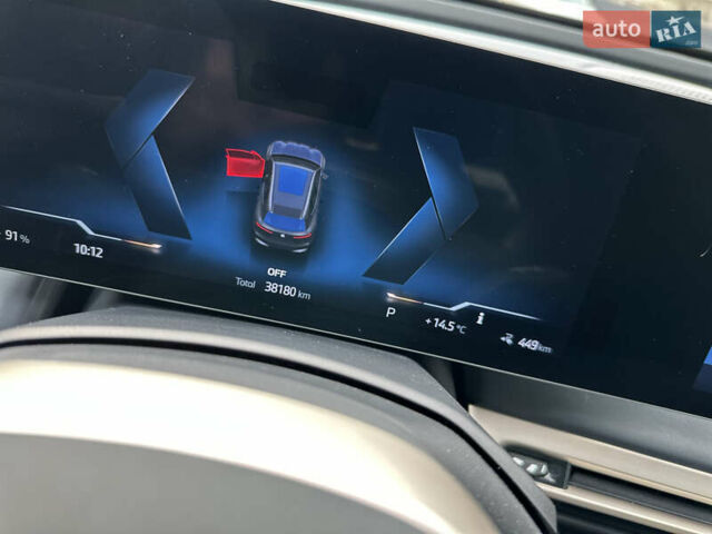 Серый БМВ iX, объемом двигателя 0 л и пробегом 38 тыс. км за 62500 $, фото 44 на Automoto.ua