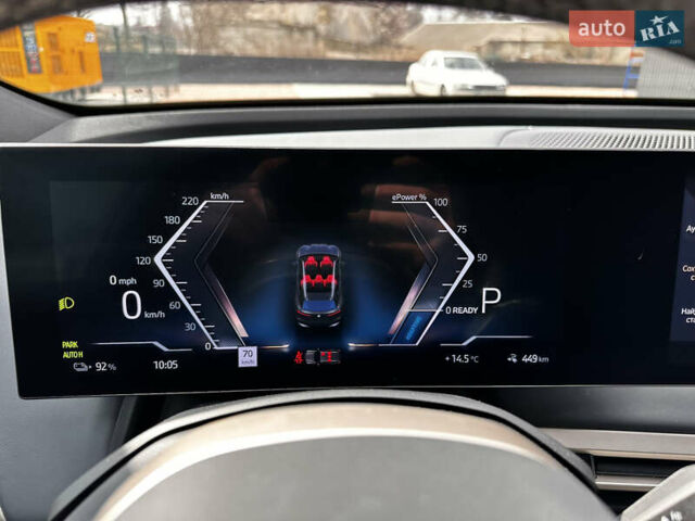 Серый БМВ iX, объемом двигателя 0 л и пробегом 38 тыс. км за 62500 $, фото 63 на Automoto.ua