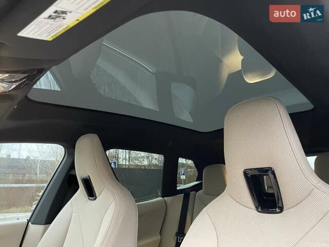 Серый БМВ iX, объемом двигателя 0 л и пробегом 53 тыс. км за 58800 $, фото 15 на Automoto.ua