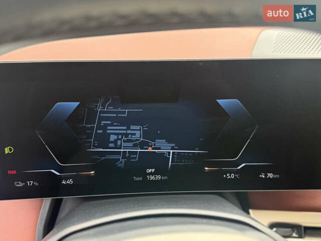 Серый БМВ iX, объемом двигателя 0 л и пробегом 19 тыс. км за 77000 $, фото 19 на Automoto.ua