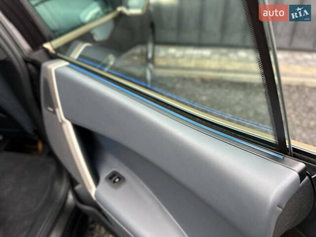 Сірий БМВ iX, об'ємом двигуна 0 л та пробігом 73 тис. км за 47900 $, фото 45 на Automoto.ua