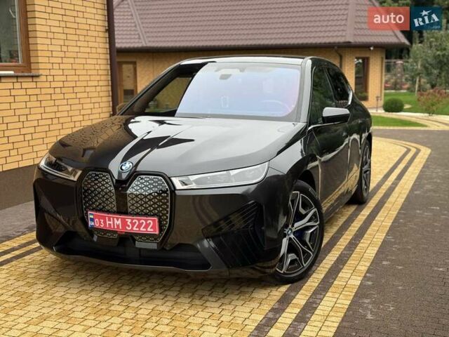 Сірий БМВ iX, об'ємом двигуна 0 л та пробігом 140 тис. км за 52500 $, фото 1 на Automoto.ua