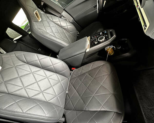 Серый БМВ iX, объемом двигателя 0 л и пробегом 38 тыс. км за 62500 $, фото 48 на Automoto.ua