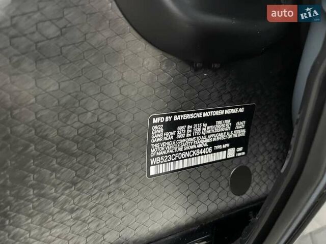 Серый БМВ iX, объемом двигателя 0 л и пробегом 53 тыс. км за 58800 $, фото 39 на Automoto.ua