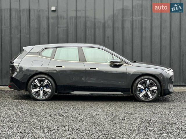 Сірий БМВ iX, об'ємом двигуна 0 л та пробігом 73 тис. км за 47900 $, фото 3 на Automoto.ua