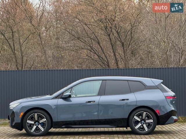 Сірий БМВ iX, об'ємом двигуна 0 л та пробігом 40 тис. км за 52999 $, фото 6 на Automoto.ua