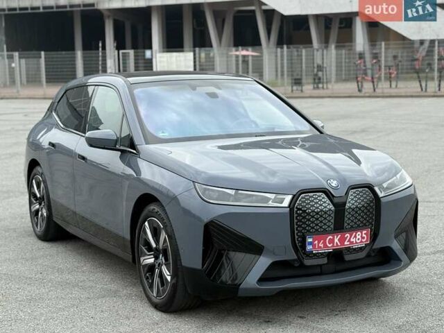 Серый БМВ iX, объемом двигателя 0 л и пробегом 106 тыс. км за 55500 $, фото 37 на Automoto.ua