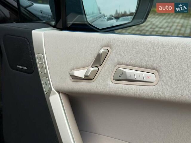 Сірий БМВ iX, об'ємом двигуна 0 л та пробігом 40 тис. км за 52999 $, фото 72 на Automoto.ua