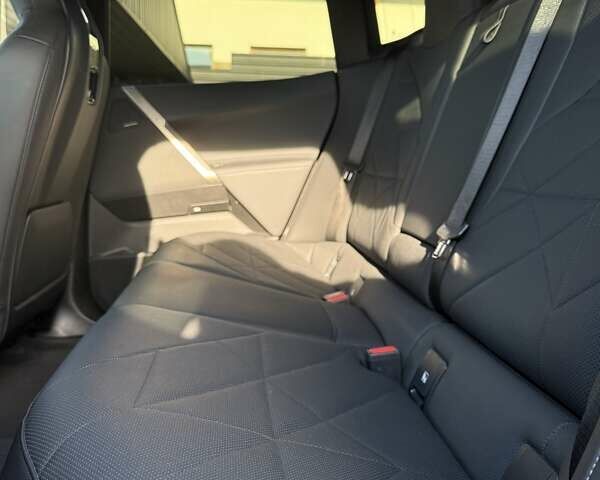 Серый БМВ iX, объемом двигателя 0 л и пробегом 35 тыс. км за 47500 $, фото 46 на Automoto.ua