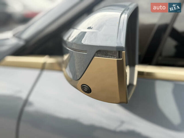 Серый БМВ iX, объемом двигателя 0 л и пробегом 19 тыс. км за 77000 $, фото 15 на Automoto.ua