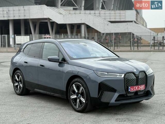 Серый БМВ iX, объемом двигателя 0 л и пробегом 106 тыс. км за 55500 $, фото 36 на Automoto.ua