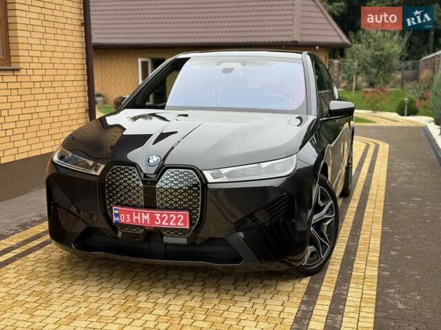 Сірий БМВ iX, об'ємом двигуна 0 л та пробігом 140 тис. км за 52500 $, фото 2 на Automoto.ua