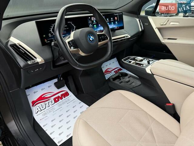 Сірий БМВ iX, об'ємом двигуна 0 л та пробігом 40 тис. км за 52999 $, фото 38 на Automoto.ua