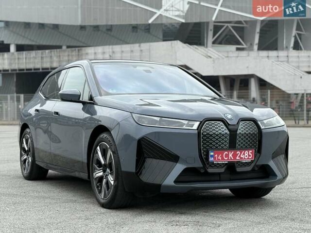 Серый БМВ iX, объемом двигателя 0 л и пробегом 106 тыс. км за 55500 $, фото 38 на Automoto.ua
