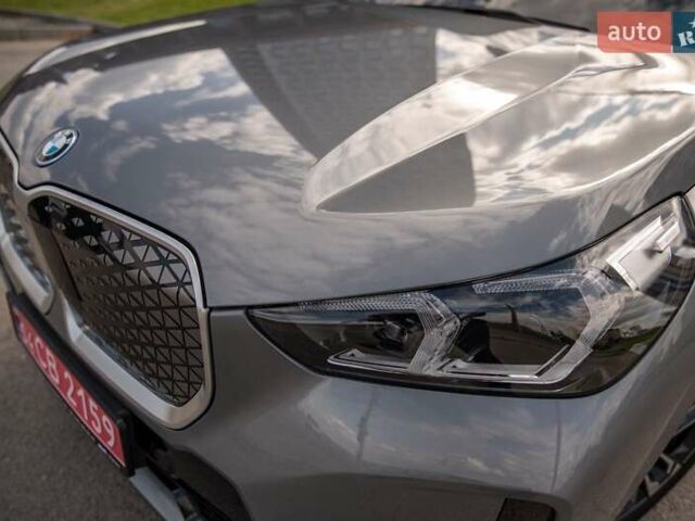 Серый БМВ iX, объемом двигателя 0 л и пробегом 4 тыс. км за 36000 $, фото 12 на Automoto.ua