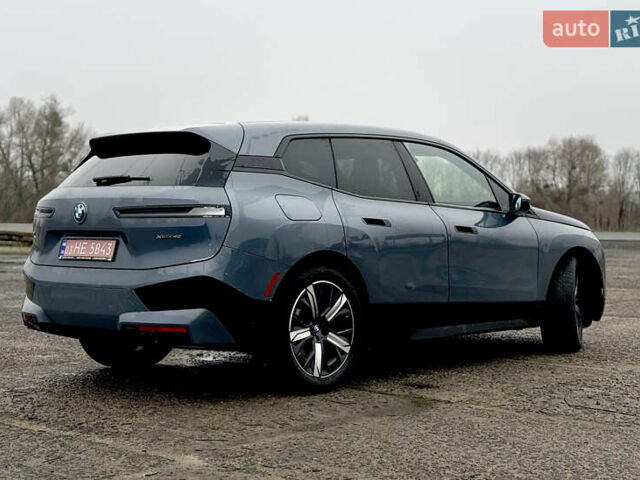 Сірий БМВ iX, об'ємом двигуна 0 л та пробігом 88 тис. км за 44000 $, фото 4 на Automoto.ua