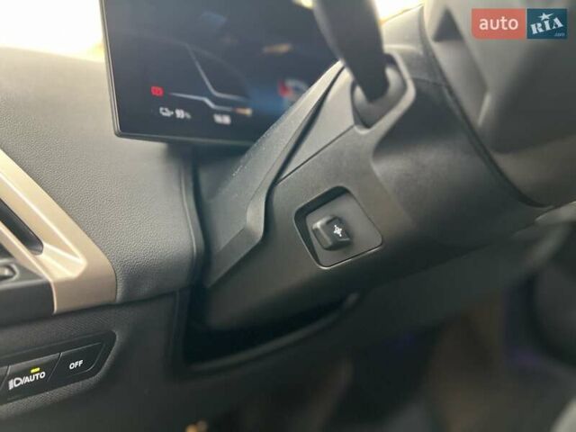 Сірий БМВ iX, об'ємом двигуна 0 л та пробігом 39 тис. км за 52950 $, фото 39 на Automoto.ua
