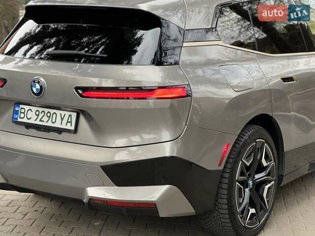 Сірий БМВ iX, об'ємом двигуна 0 л та пробігом 39 тис. км за 52950 $, фото 3 на Automoto.ua