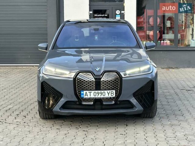 БМВ iX 2023 у Івано-Франківську на Automoto.ua Сірий БМВ iX, об'ємом двигуна 0 л та пробігом 32 тис. км за 69800 $, фото 10 на Automoto.ua