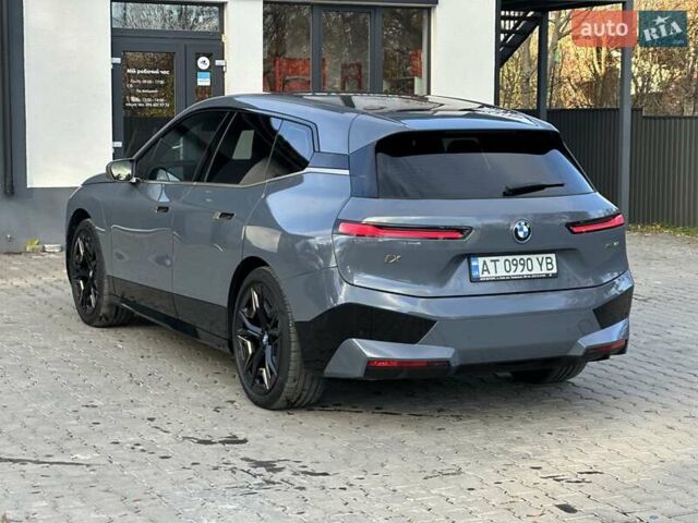 БМВ iX 2023 у Івано-Франківську на Automoto.ua Сірий БМВ iX, об'ємом двигуна 0 л та пробігом 32 тис. км за 69800 $, фото 24 на Automoto.ua