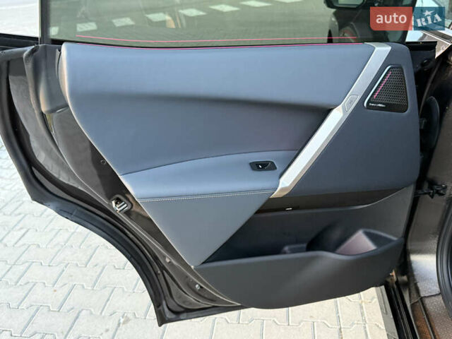 Серый БМВ iX, объемом двигателя 0 л и пробегом 50 тыс. км за 68900 $, фото 17 на Automoto.ua