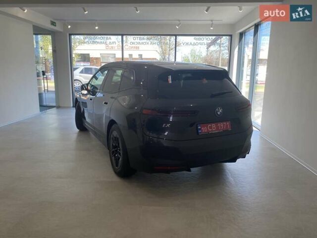 Сірий БМВ iX, об'ємом двигуна 0 л та пробігом 11 тис. км за 79800 $, фото 8 на Automoto.ua
