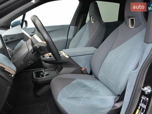 Серый БМВ iX, объемом двигателя 0 л и пробегом 13 тыс. км за 75000 $, фото 3 на Automoto.ua