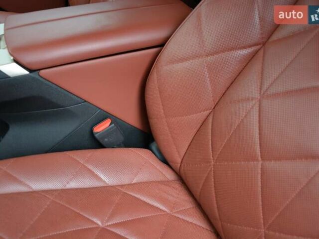 Серый БМВ iX, объемом двигателя 0 л и пробегом 17 тыс. км за 61613 $, фото 7 на Automoto.ua