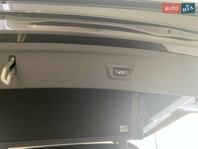 Сірий БМВ iX, об'ємом двигуна 0 л та пробігом 11 тис. км за 79800 $, фото 10 на Automoto.ua