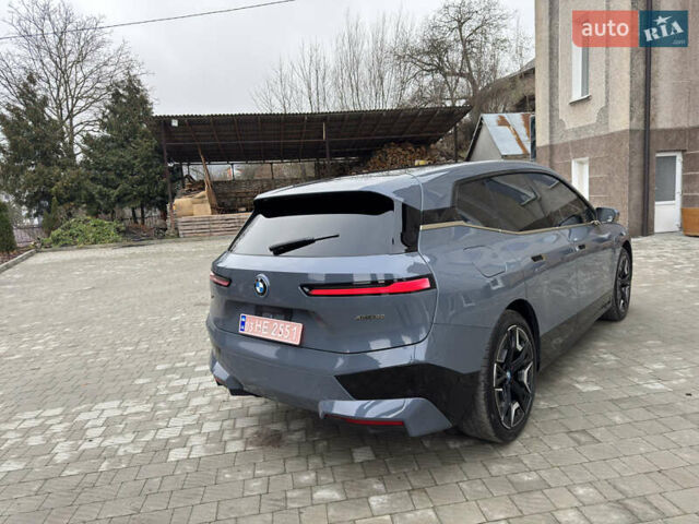 Сірий БМВ iX, об'ємом двигуна 0 л та пробігом 80 тис. км за 52400 $, фото 8 на Automoto.ua