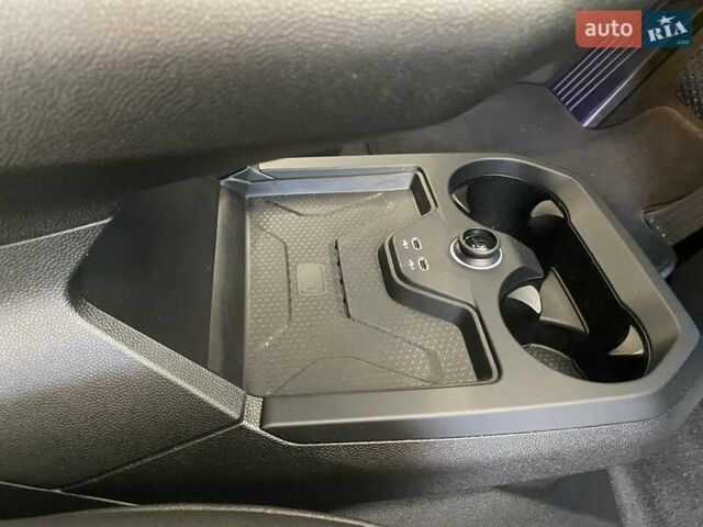 Сірий БМВ iX, об'ємом двигуна 0 л та пробігом 11 тис. км за 79800 $, фото 21 на Automoto.ua