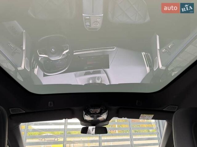 Серый БМВ iX, объемом двигателя 0 л и пробегом 49 тыс. км за 79500 $, фото 30 на Automoto.ua