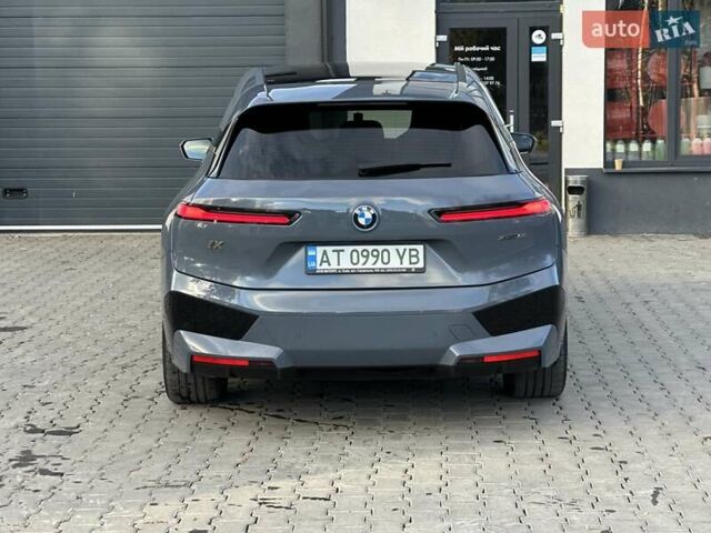 БМВ iX 2023 у Івано-Франківську на Automoto.ua Сірий БМВ iX, об'ємом двигуна 0 л та пробігом 32 тис. км за 69800 $, фото 21 на Automoto.ua