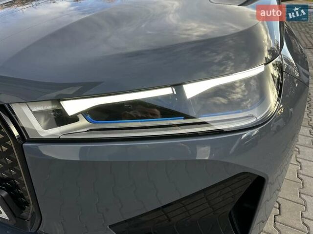БМВ iX 2023 у Івано-Франківську на Automoto.ua Сірий БМВ iX, об'ємом двигуна 0 л та пробігом 32 тис. км за 69800 $, фото 33 на Automoto.ua