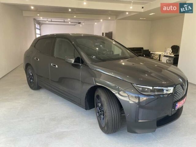 Сірий БМВ iX, об'ємом двигуна 0 л та пробігом 11 тис. км за 79800 $, фото 6 на Automoto.ua