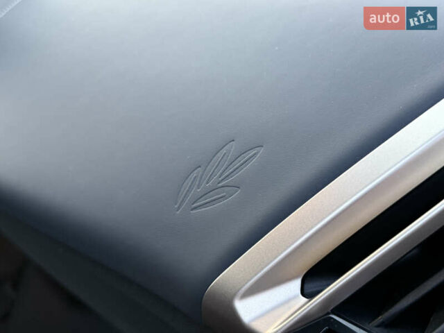 Серый БМВ iX, объемом двигателя 0 л и пробегом 50 тыс. км за 68900 $, фото 37 на Automoto.ua