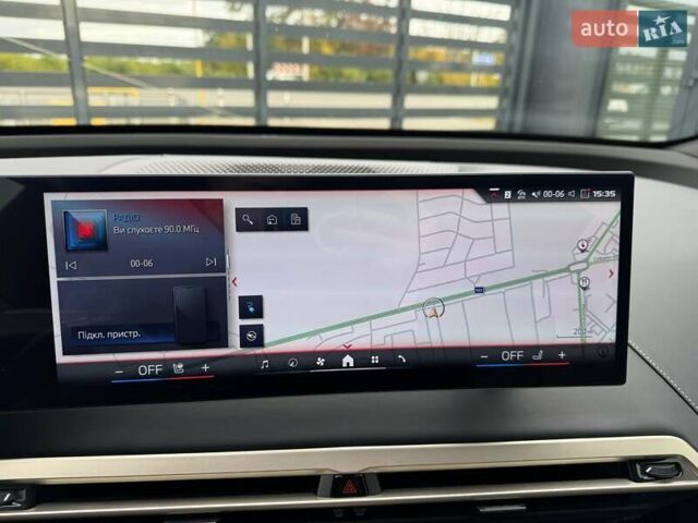 Серый БМВ iX, объемом двигателя 0 л и пробегом 49 тыс. км за 79500 $, фото 24 на Automoto.ua