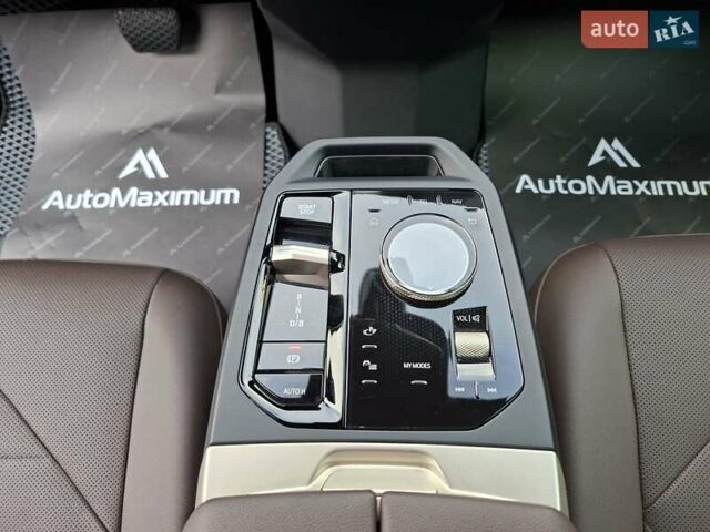 Серый БМВ iX, объемом двигателя 0 л и пробегом 20 тыс. км за 52900 $, фото 22 на Automoto.ua