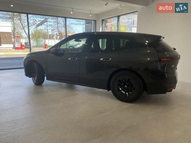 Сірий БМВ iX, об'ємом двигуна 0 л та пробігом 11 тис. км за 79800 $, фото 7 на Automoto.ua